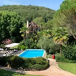 Le Moulin Du Boisset Alojamento de Acomodação e Pequeno-almoço 3*