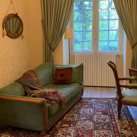 Le Moulin Du Boisset Bed & Breakfast 3*